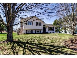 27 Meredith DR Sussex Corner, NB E4E 2T8