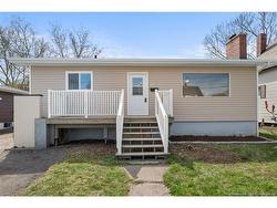 34 Atkinson AVE Moncton, NB E1C 7S3