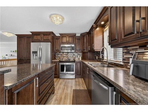 53 Rue Mallet, Haut-Shippagan, NB 