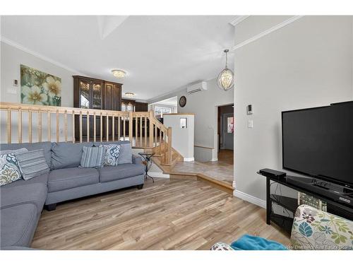 53 Rue Mallet, Haut-Shippagan, NB 