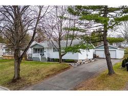 452 Pederson CRES  Fredericton, NB E3B 2Z2