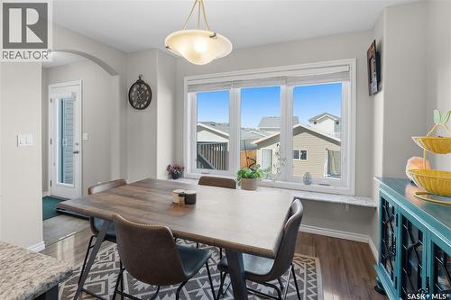 1334 Hunter Road, Saskatoon, SK - Indoor Photo Showing Dining Room