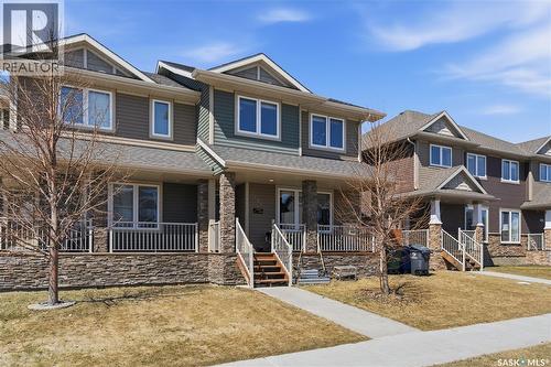 1334 Hunter Road, Saskatoon, SK - Outdoor With Deck Patio Veranda With Facade