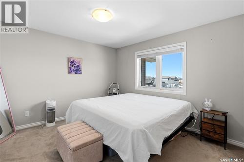 1334 Hunter Road, Saskatoon, SK - Indoor Photo Showing Bedroom