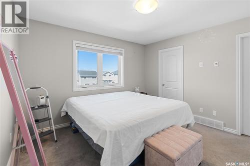 1334 Hunter Road, Saskatoon, SK - Indoor Photo Showing Bedroom