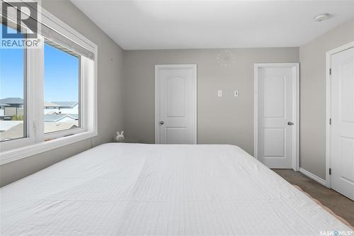 1334 Hunter Road, Saskatoon, SK - Indoor Photo Showing Bedroom