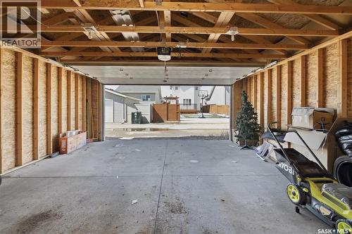1334 Hunter Road, Saskatoon, SK - Indoor