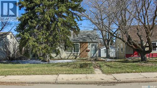 20 Cecil Crescent, Regina, SK - Outdoor