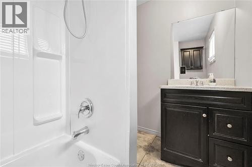 9572 Tecumseh Road, Windsor, ON 