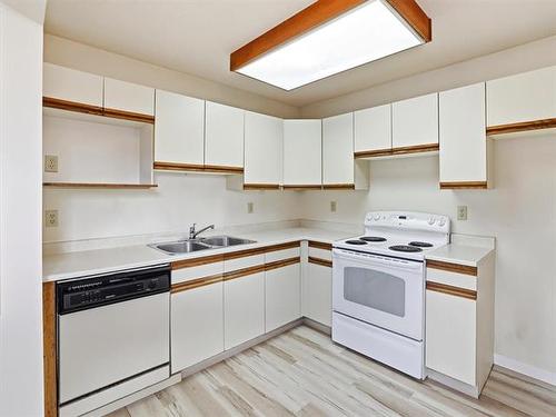 151 Penfold Cr, Winnipeg, MB 