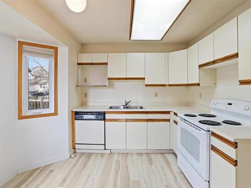 151 Penfold Cr, Winnipeg, MB 