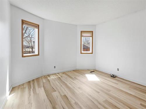 151 Penfold Cr, Winnipeg, MB 