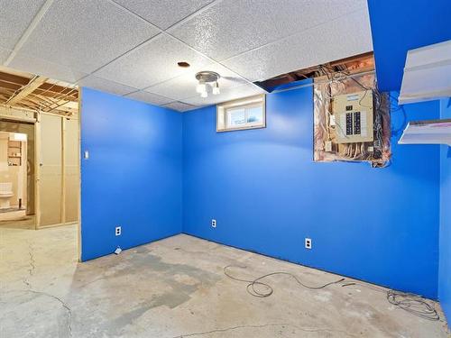 151 Penfold Cr, Winnipeg, MB 