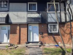 D - 434 MOODIE DRIVE Ottawa, ON K2H 8A6