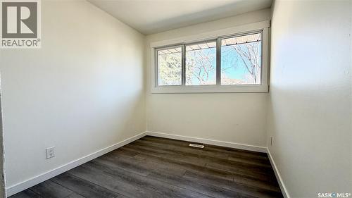 201 V Avenue N, Saskatoon, SK - Indoor Photo Showing Other Room
