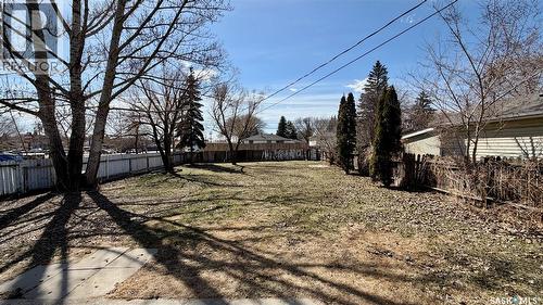 201 V Avenue N, Saskatoon, SK - Outdoor