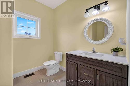 Primary Ensuite - 1479 Webster Road, Douro-Dummer, ON 