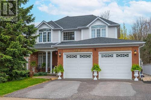 990 GLENBOURNE DRIVE  Oshawa, ON L1K 2P9