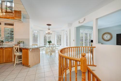 990 Glenbourne Drive, Oshawa, ON - Indoor