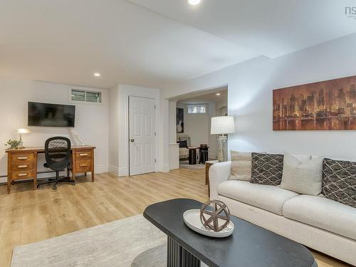 171 Cresthaven Drive, Halifax, NS 