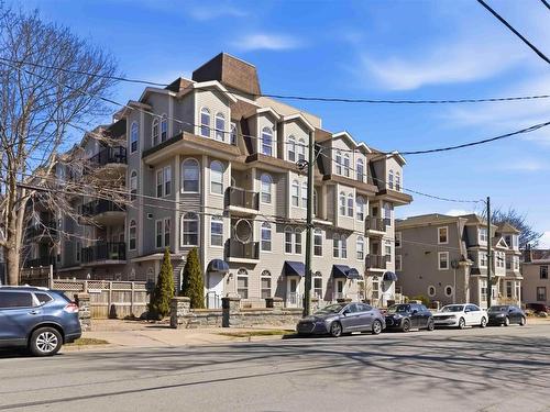 108 5523 Inglis Street  Halifax, NS B3H 1J9