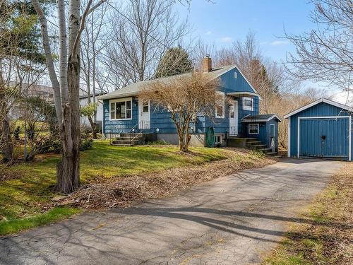 43 Lakecrest Drive, Dartmouth, NS 