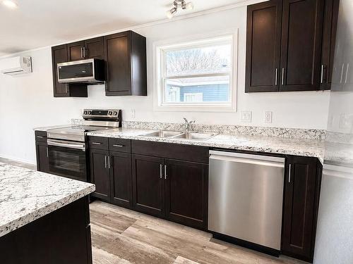 3 Doc Avenue, Lake Echo, NS 