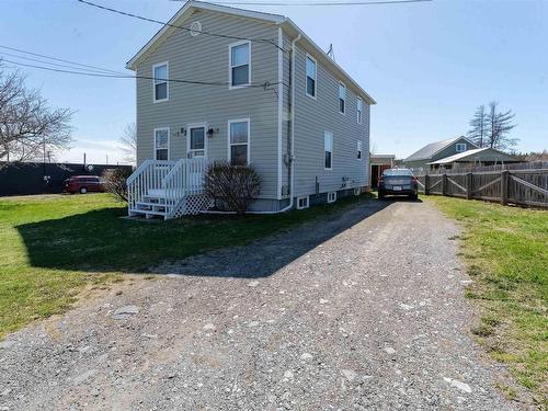 83 Victoria Street  Digby, NS B0V 1A0