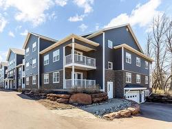 304 29 Stratford Road Stratford, PE C1B 1T4