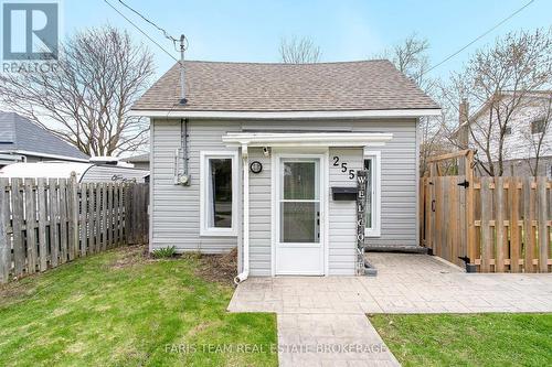 255 LINDSAY STREET  Midland, ON L4R 2V3