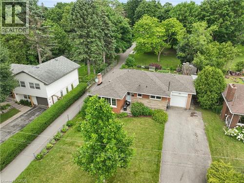 1063 Maplehurst Avenue, Burlington, ON - Outdoor