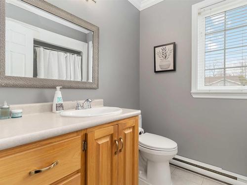 39 Ridgecrest Drive, Bridgewater, NS 