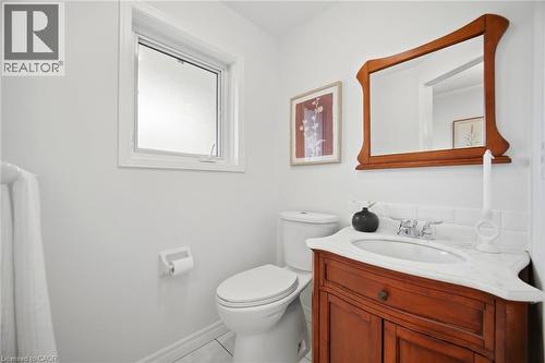 232 Auburn Drive, Waterloo, ON - Indoor Photo Showing Bathroom