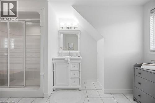 232 Auburn Drive, Waterloo, ON - Indoor Photo Showing Bathroom