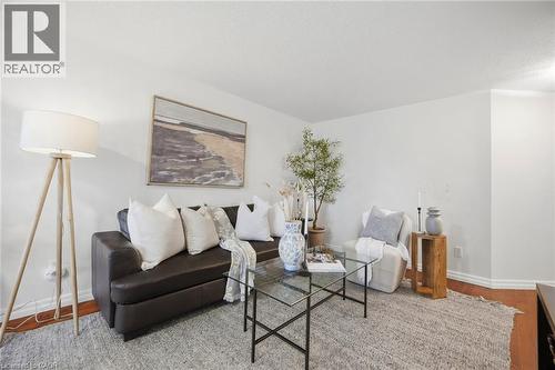 232 Auburn Drive, Waterloo, ON - Indoor Photo Showing Living Room