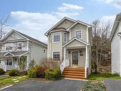 363 Oceanview Drive Bedford, NS B4A 4H5
