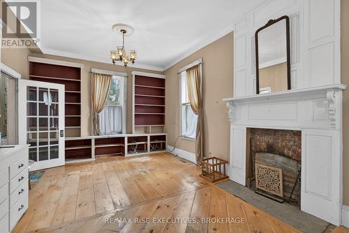 147 St George Street, Deseronto (Deseronto (Town)), ON - Indoor With Fireplace