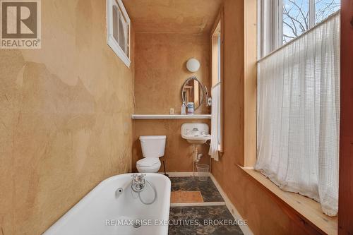 147 St George Street, Deseronto (Deseronto (Town)), ON - Indoor Photo Showing Bathroom