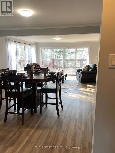 7672 Doner Drive, Ramara, ON - Indoor Photo Showing Dining Room