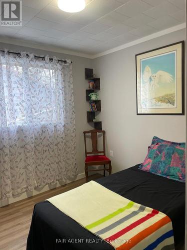 7672 Doner Drive, Ramara, ON - Indoor Photo Showing Bedroom