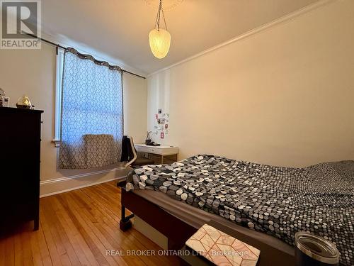 4 Gould Street, Ottawa, ON - Indoor Photo Showing Bedroom