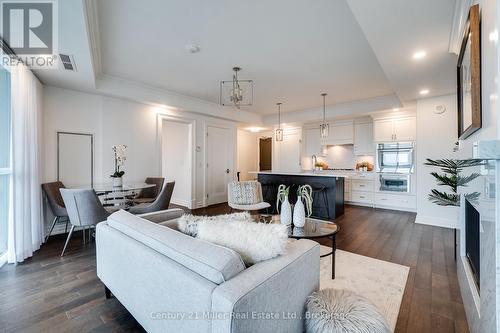 802 - 2060 Lakeshore Road, Burlington (Brant), ON - Indoor Photo Showing Living Room