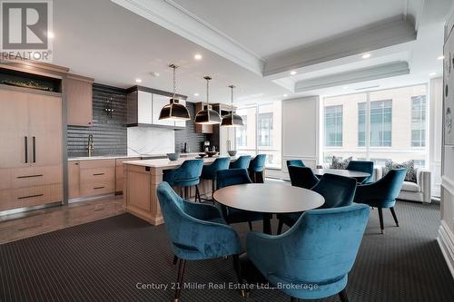 802 - 2060 Lakeshore Road, Burlington (Brant), ON - Indoor Photo Showing Dining Room