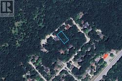 10267 DANIEL AVENUE Lambton Shores (Grand Bend), ON N0M 1T0