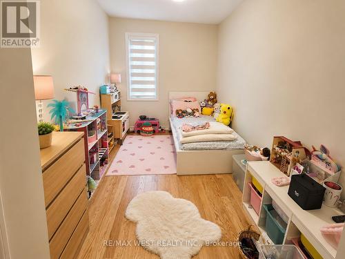 1424 National Common, Burlington, ON - Indoor Photo Showing Bedroom