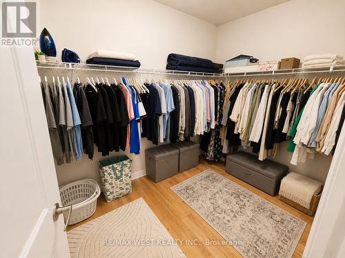 1424 National Common, Burlington, ON - Indoor With Storage