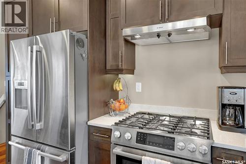 127 Hodges Crescent, Moose Jaw, SK - Indoor Photo Showing Kitchen With Upgraded Kitchen