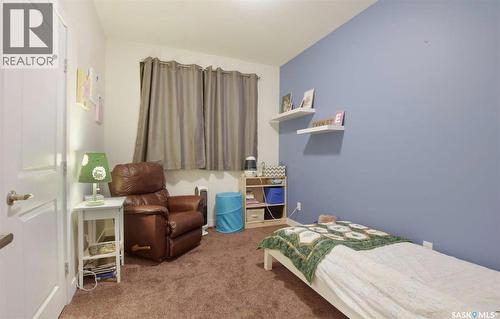 127 Hodges Crescent, Moose Jaw, SK - Indoor Photo Showing Bedroom