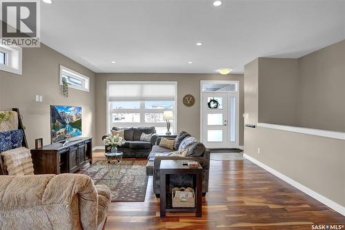 127 Hodges Crescent, Moose Jaw, SK - Indoor Photo Showing Living Room