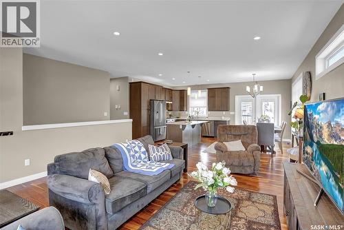 127 Hodges Crescent, Moose Jaw, SK - Indoor Photo Showing Living Room